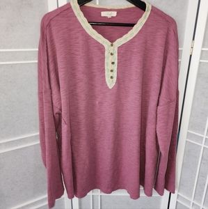 Easel long sleeve top size Large